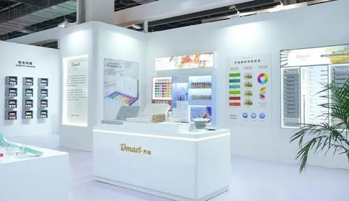 得力攜500余款產品震撼亮相，引領文具零售新潮流